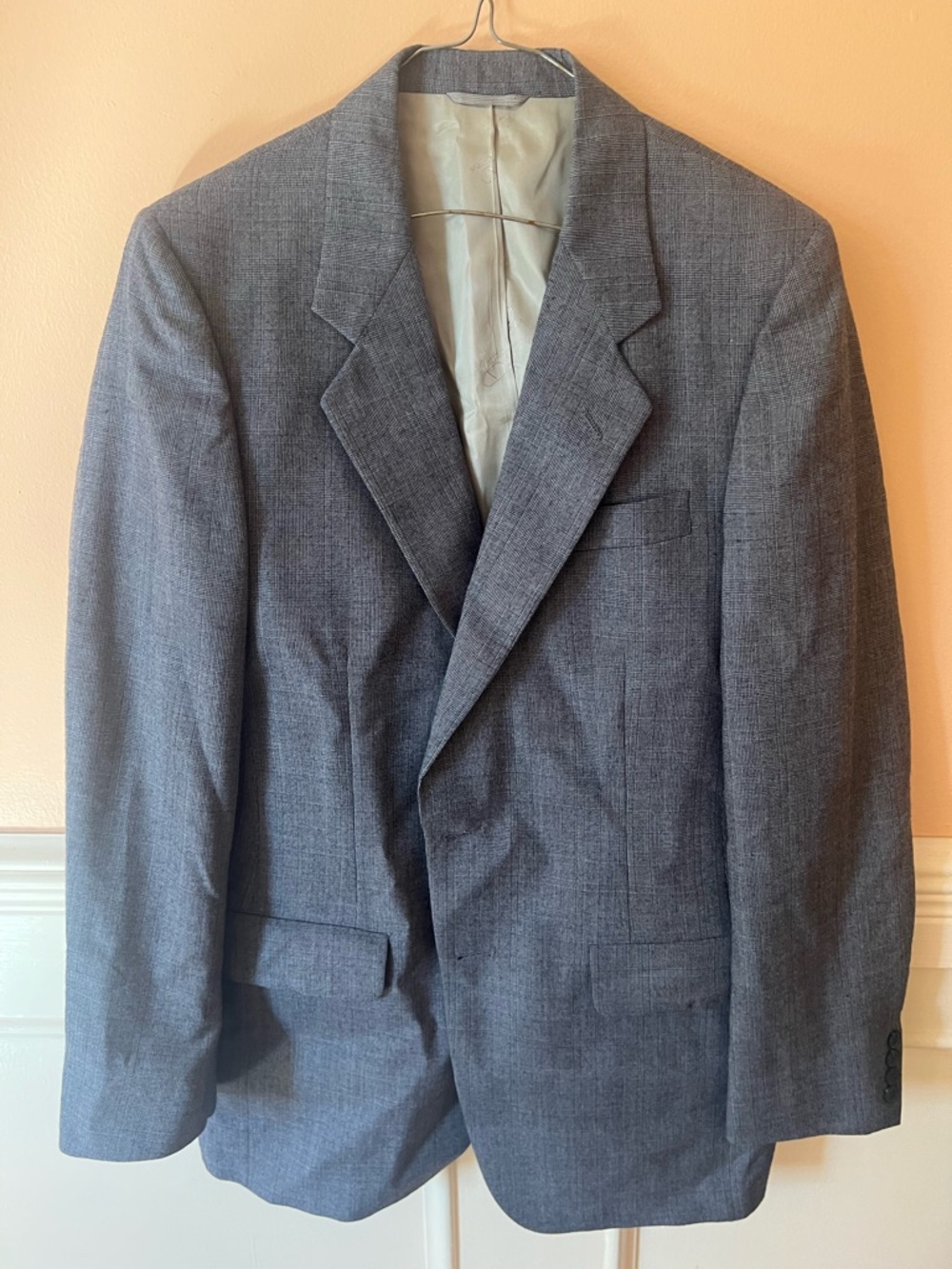 Valentino uomo Classic Men's Gray Blazer - Timeless Single-Breasted Suit Jacket